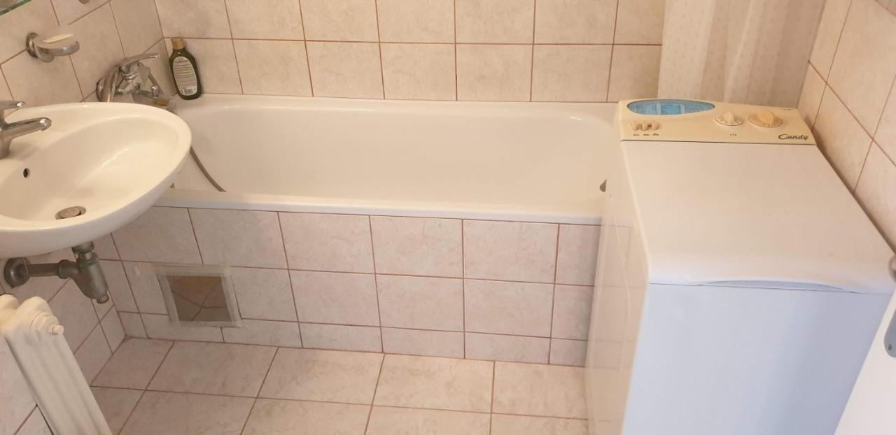 Spectacular Apartment In Skopje, City Mall Area エクステリア 写真